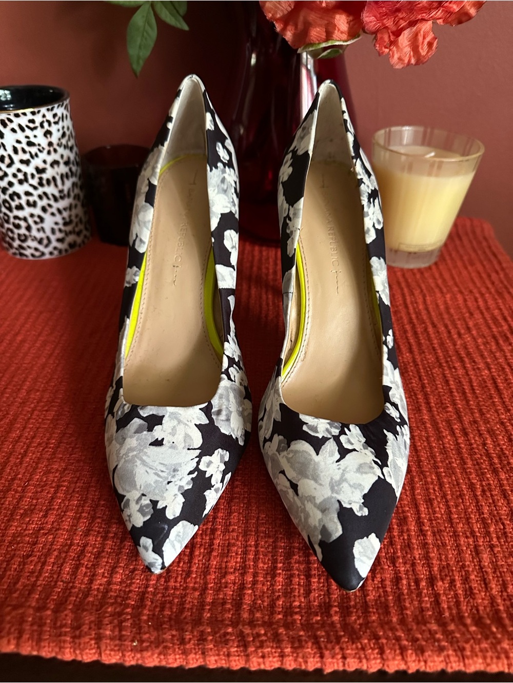 Banana Republic Black and White Floral Pointed-Toe Pumps